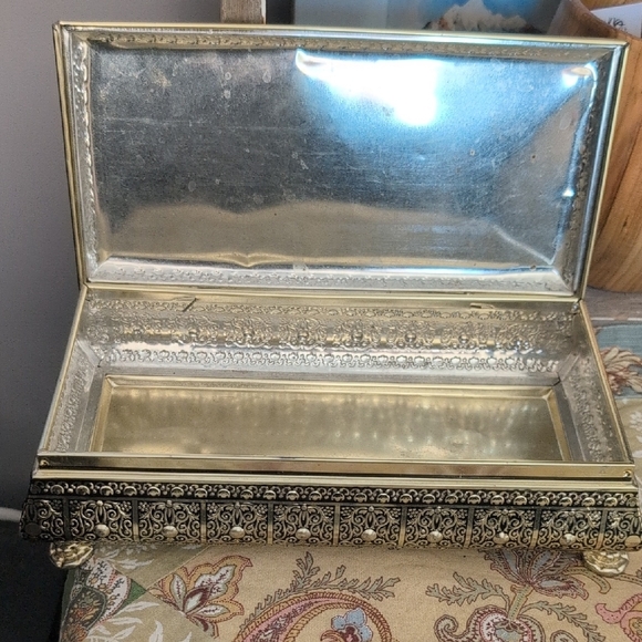 Vintage Green and Brown Decorative Box - Picture 11 of 12